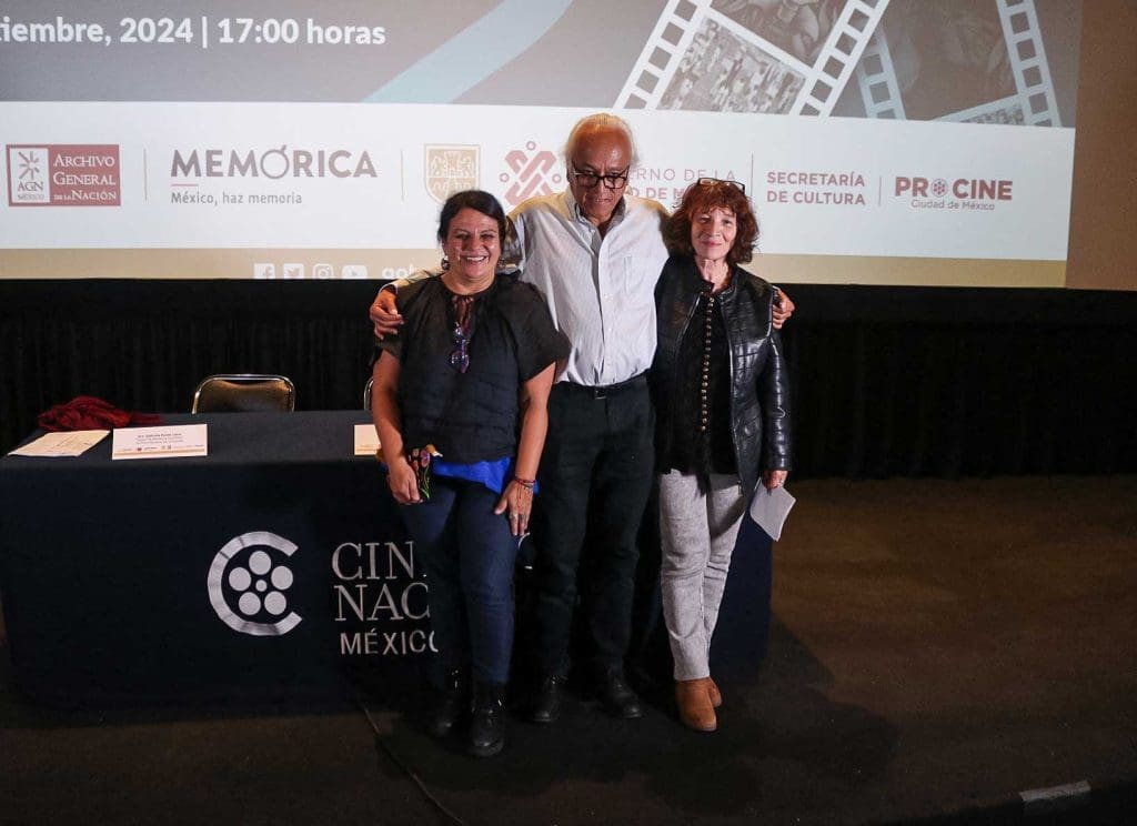 Gabriela Pulido Llano, Cristián Calónico y Carolina Kerlow, en la presentación de segunda etapa del Catálogo Cinematográfico