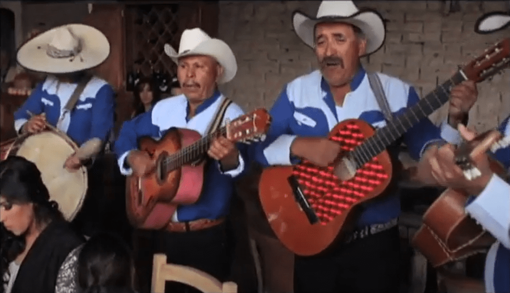 Mesón de don Agustín, música tradicional de los grupos originarios de Cañadas de Obregón.