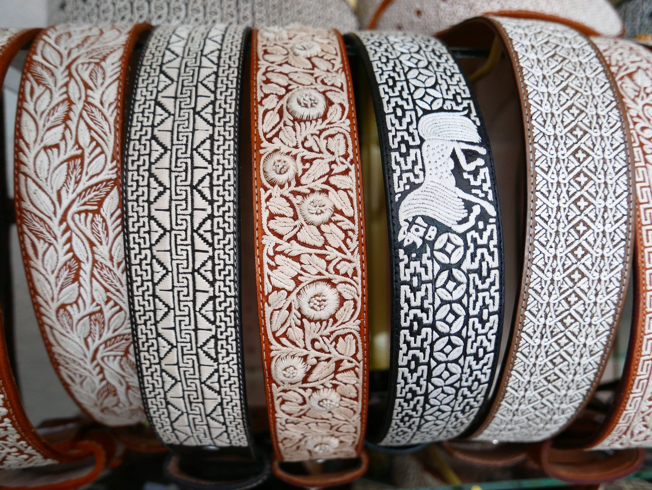 En los cintos piteados se plasman elementos tradicionales de la cultura mexicana en estos cintos