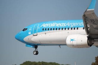 Foto de archivo de un avión de Aerolíneas Argentinas. EFE/ Juan Ignacio Roncoroni