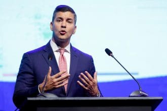 Fotografía de archivo del presidente de Paraguay, Santiago Peña. EFE/ Juan Pablo Pino