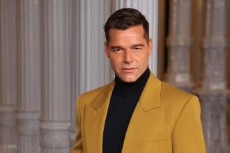 El cantante puertorriqueño Ricky Martin pidió a sus compatriotas votar "por una patria nueva".  EFE/EPA/David Swanson