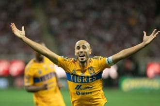 Guido Pizarro de Tigres celebra tras en el Estadio Akron en Guadalajara, Jalisco (México). Archivo. EFE/ Iván Villanueva
