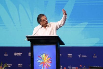 Fotografía de archivo en donde se ve al presidente de Colombia, Gustavo Petro, en Cali (Colombia). EFE/ Ernesto Guzmán Jr.