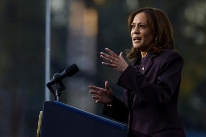 La vicepresidenta estadounidense, Kamala Harris. EFE/SHAWN THEW