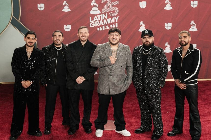 Con "Hecha pa´mí" Grupo Frontera logra su quinto no. 1 de 2024