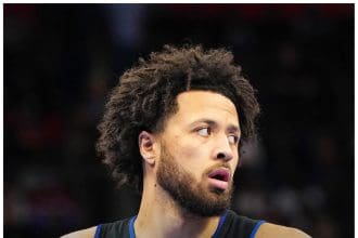 Bucks Aplastan a Pistons y Avanzan a los Cuartos de Final de la Copa de la NBA