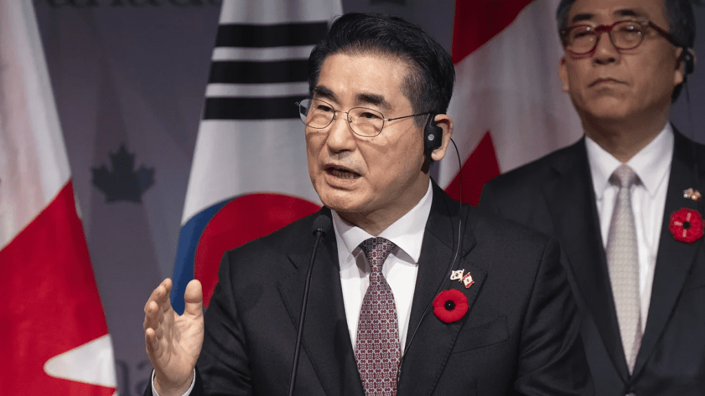 Exministro de defensa, Kim Yong Hyun