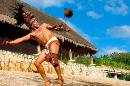 El juego de pelota: tradición, religión y cosmos en Mesoamérica