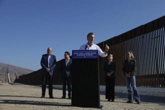 EFE/EPA/CAROLINE BREHMAN