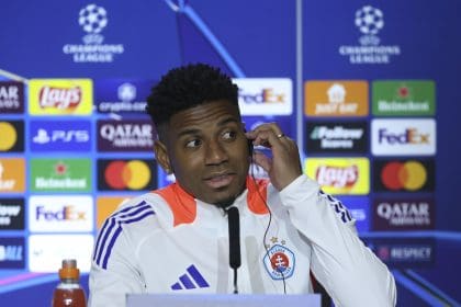 César Blackman, durante la rueda de prensa. EFE/ Kiko Huesca