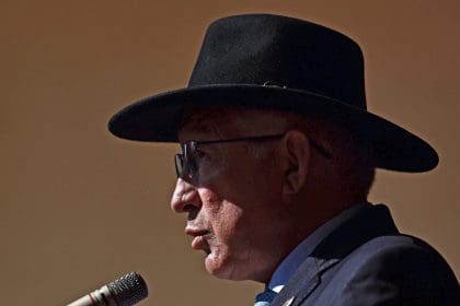 El embajador de Estados Unidos en México, Ken Salazar, participa este martes en una rueda de prensa en Ciudad de México (México). EFE/ Sáshenka Gutiérrez