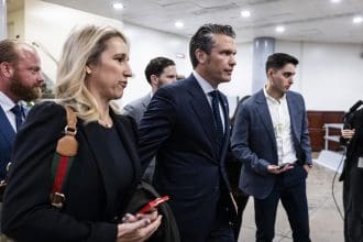 EFE/EPA/JIM LO SCALZO