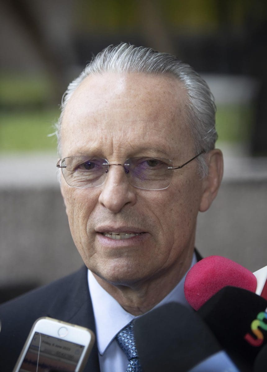 Imagen de archivo del empresario José Medina Mora Icaza. EFE/ Isaac Esquivel