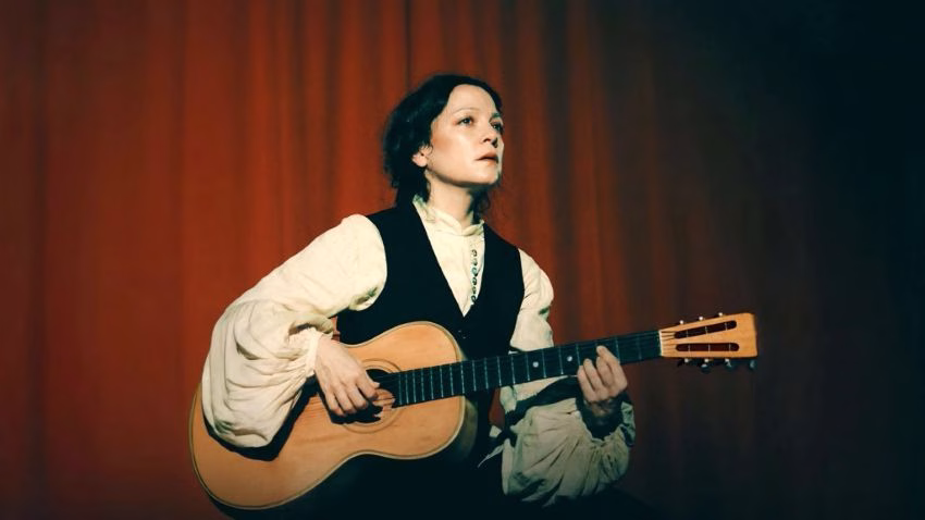 Fotografía personal cedida donde aparece la cantante mexicana Natalia Lafourcade quien lanzó este jueves su nuevo álbum de estudio, 'Cancionera'. EFE/Prensa Natalia Lafourcade /SOLO USO EDITORIAL /NO VENTAS /SOLO DISPONIBLE PARA ILUSTRAR LA NOTICIA QUE ACOMPAÑA /CRÉDITO OBLIGATORIO