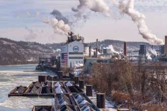 Trump anuncia alianza de US Steel con la japonesa Nippon Steel