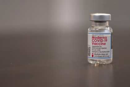 Covid 19: FDA informa sobre vacuna estacional