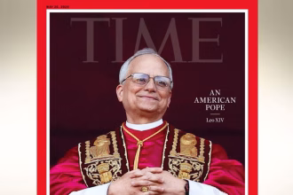 Fotografía tomada de una publicación en la cuenta de X de la revista @TIME donde se muestra una portada con la imagen del papa León XIV y el texto "Un papa americano". EFE/@TIME