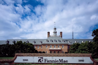 Trump plantea vender a Fannie Mae y Freddie Mac