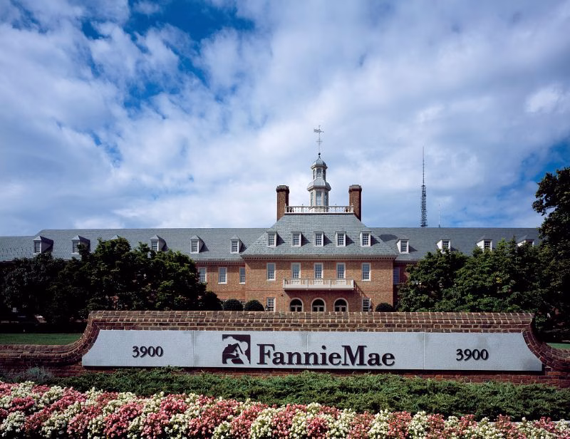 Trump plantea vender a Fannie Mae y Freddie Mac