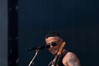 Alejandro Sanz: Fan acusa al cantante de algo grave