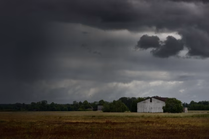 Minnesota: Activan alertas por riesgo de tornado