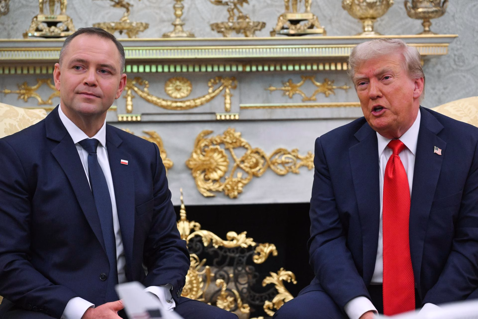 Imagen de archivo del presidente polaco, Karol Nawrocki, y el presidente estadounidense, Donald Trump, durante su reunión en la Casa Blanca en Washington, EE.UU., el 3 de septiembre de 2025. EFE/EPA/RADEK PIETRUSZKA POLAND OUT